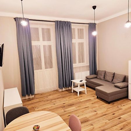 Justinrent 3 Appartement Legnica Buitenkant foto