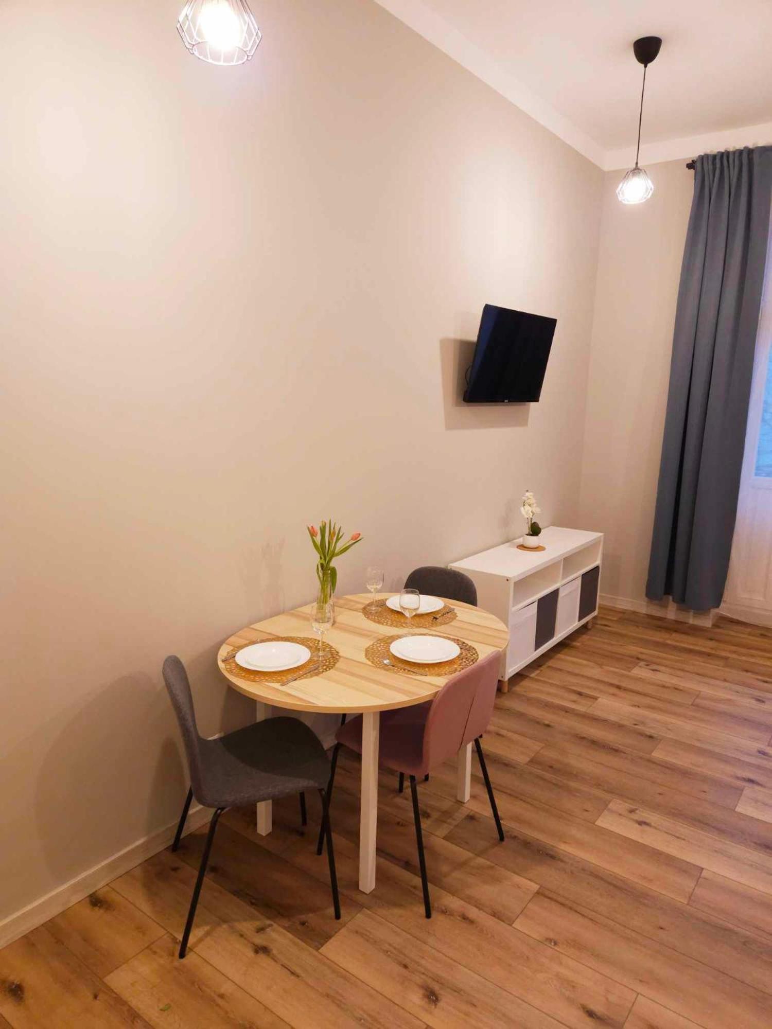 Justinrent 3 Appartement Legnica Buitenkant foto