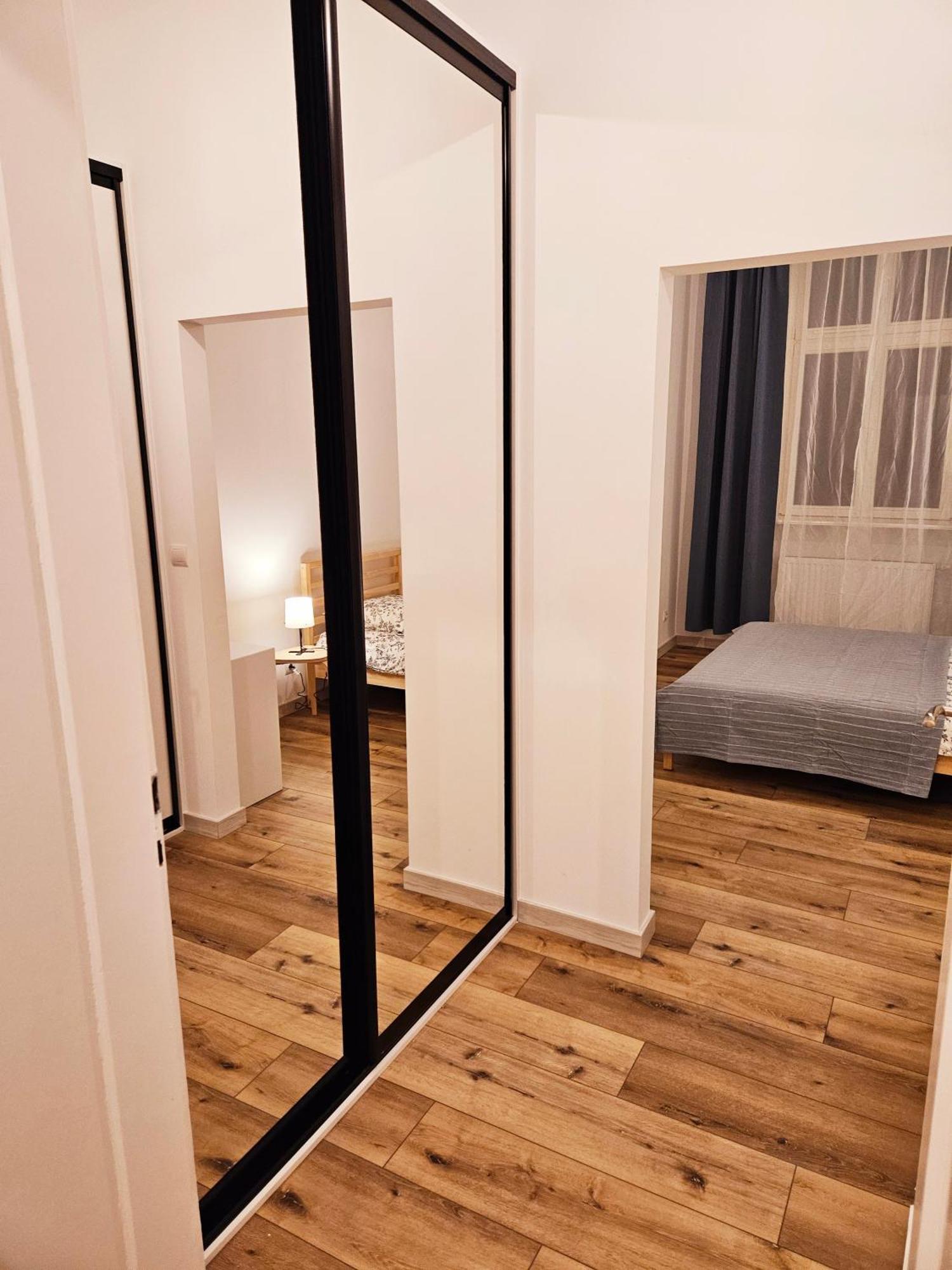 Justinrent 3 Appartement Legnica Buitenkant foto
