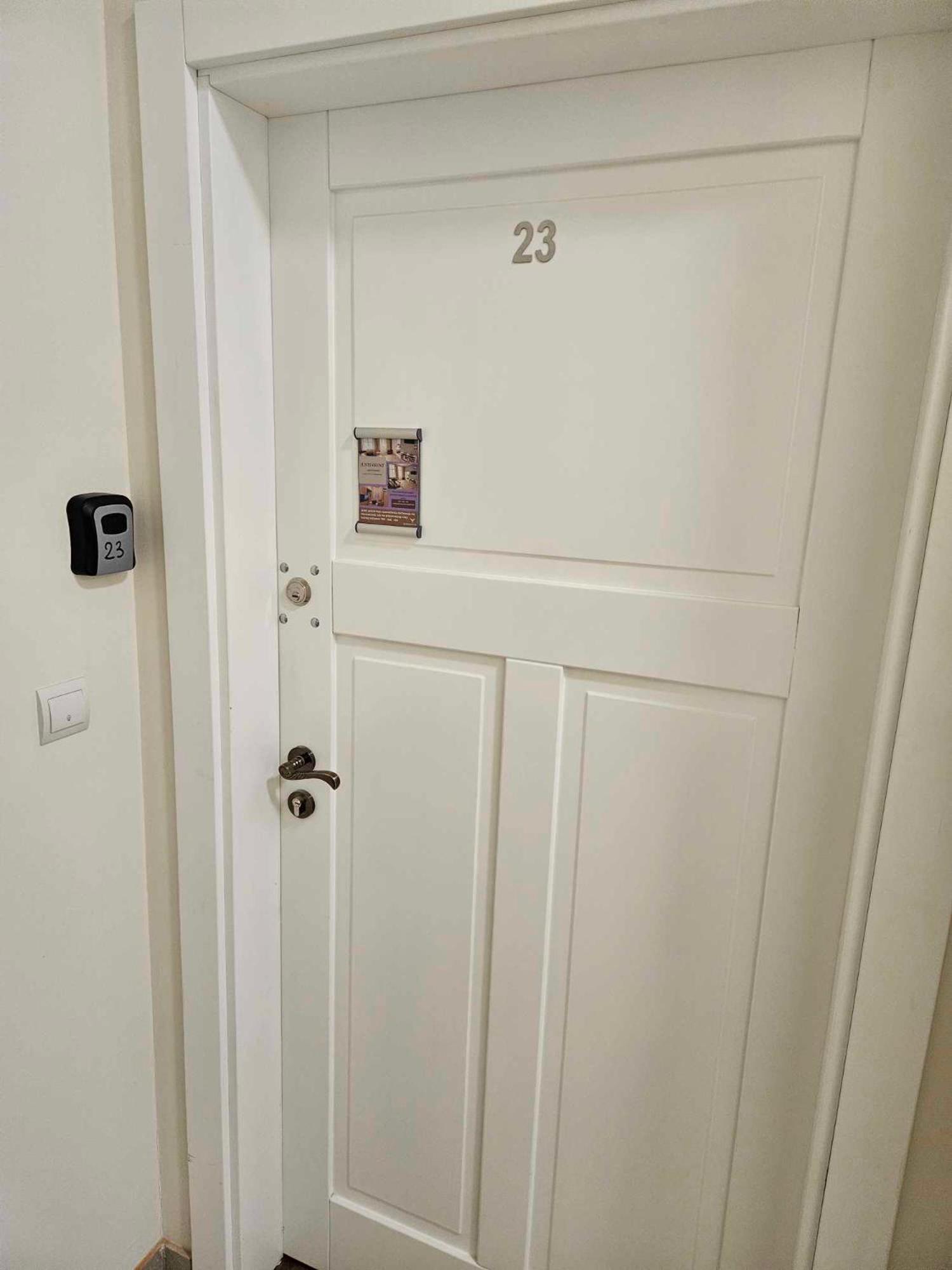 Justinrent 3 Appartement Legnica Buitenkant foto